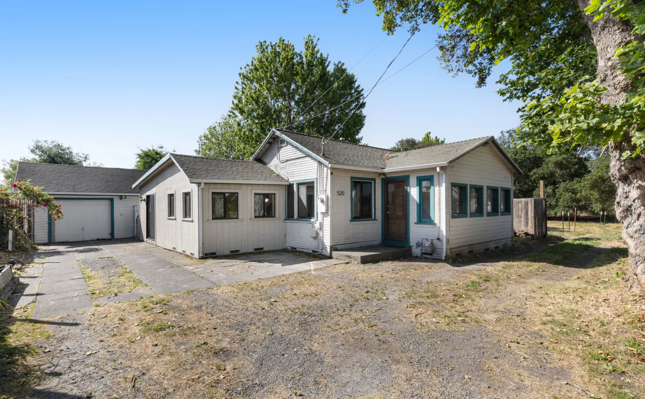 520 Corona Road